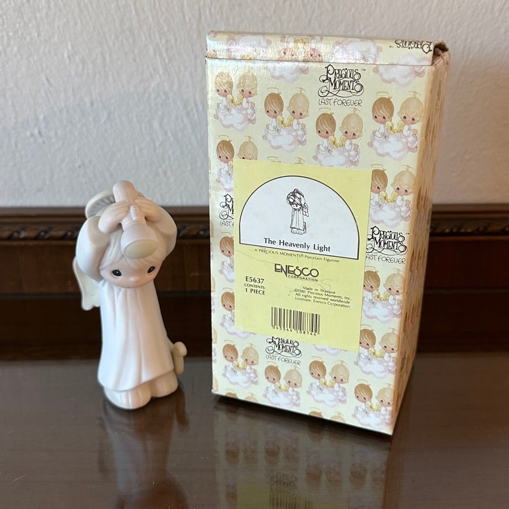 Precious Moments The Heavenly Light Angel with Flashlight Figurine E5637 Box
